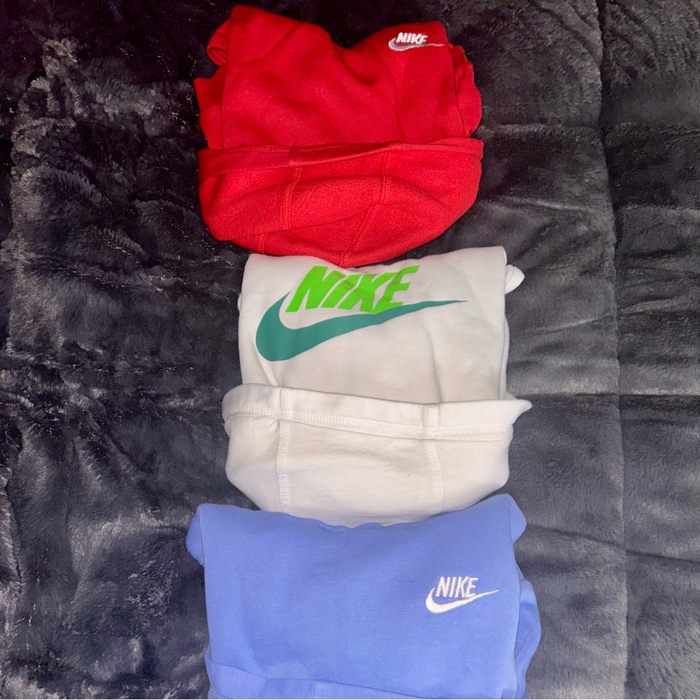 Nike hooded sweatshirt bundle